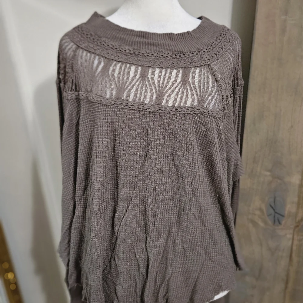 FREE PEOPLE SpringValley Waffle Knit Lace Boho LongSleeve Top.Taupe Gray. SM